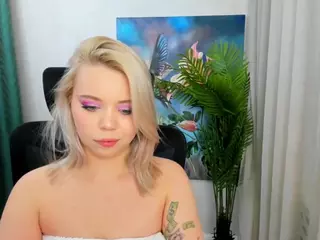 BloomingHeart's Live Sex Cam Show
