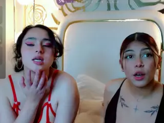 couplecumbonny's Live Sex Cam Show