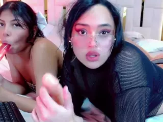 couplecumbonny's Live Sex Cam Show