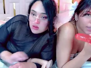 couplecumbonny's Live Sex Cam Show