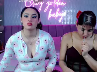 couplecumbonny's Live Sex Cam Show