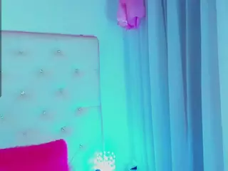 JadeWhitee's Live Sex Cam Show