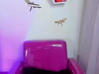 JadeWhitee's Live Sex Cam Show