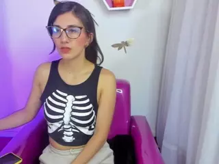 JadeWhitee's Live Sex Cam Show