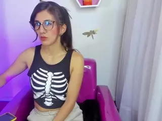 JadeWhitee's Live Sex Cam Show