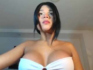 nikkitatsx Live Webcam on CamSoda