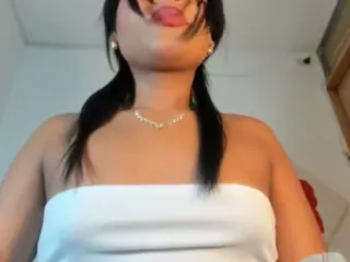 nikkitatsx's Live Sex Cam Show