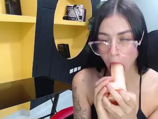 SexyEnigmaa's Live Sex Cam Show