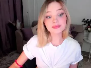 SophieSmithe's Live Sex Cam Show