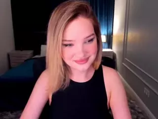 SophieSmithe's Live Sex Cam Show