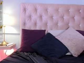 AriaRusso live cam preview
