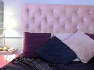 AriaRusso live cam preview