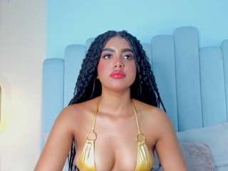 Massivecurvesxx camsoda atenearoberts