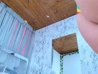 edabonne's CamSoda show and profile