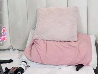 emily-hilton11 Sex Cam Show