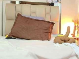 Marcela-Toca live webcam show