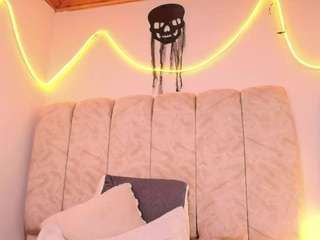 marcela-toca's live room