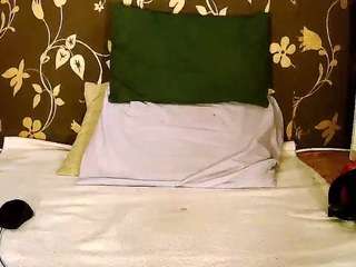 squirtymayagold webcam