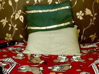 squirtymayagold Live Webcam on CamSoda