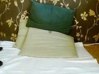 squirtymayagold webcam