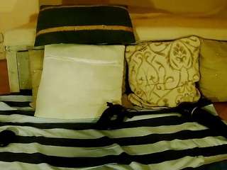 squirtymayagold live webcam show