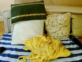 squirtymayagold live webcam show