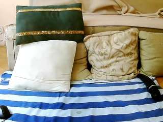 squirtymayagold live webcam show