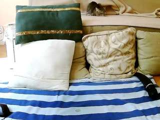 squirtymayagold live webcam show