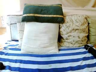 squirtymayagold live webcam show