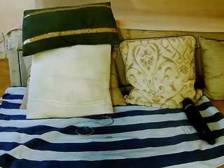 SquirtyMayaGold live webcam show