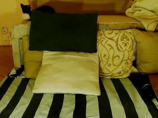 SquirtyMayaGold live webcam show