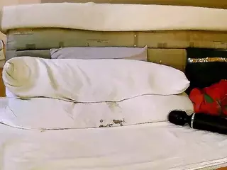 SquirtyMayaGold's Live Sex Cam Show