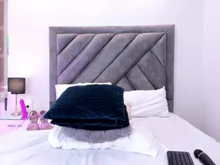 Pretty Val's Live Sex Cam Show