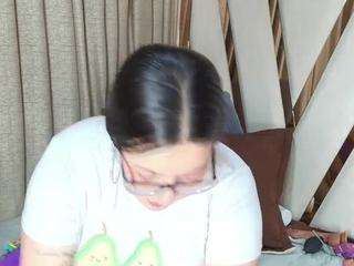 zoecurvy webcam