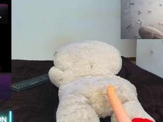 AIDAWILLIAM live webcam show