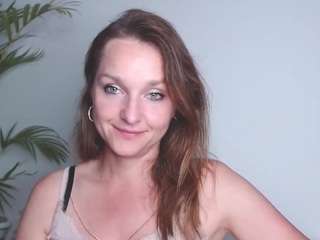 aliciagoddess85's Cam show and profile