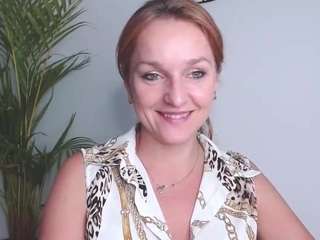 aliciagoddess85 webcam