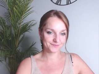 aliciagoddess85 Live Webcam on CamSoda