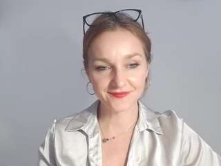 aliciagoddess85's CamSoda show and profile