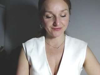 aliciagoddess85 Live Webcam on CamSoda