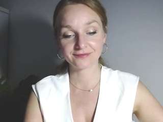 aliciagoddess85 Live Webcam on CamSoda