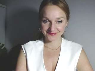 aliciagoddess85 Live Webcam on CamSoda