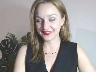 aliciagoddess85 webcam