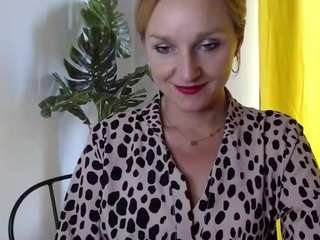 AliciaGoddess85 live cam preview