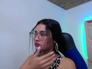 antonellasweetlittle webcam