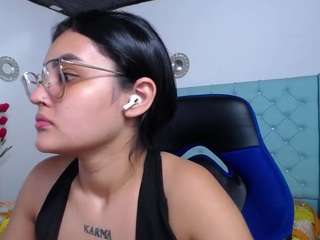 antonellasweetlittle webcam model