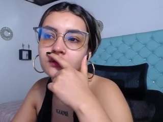 antonellasweetlittle webcam