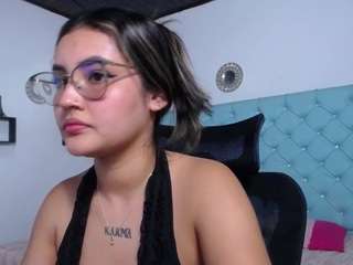 antonellasweetlittle Live Webcam on CamSoda