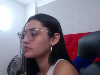 Kathe-Mills235's Live Sex Cam Show