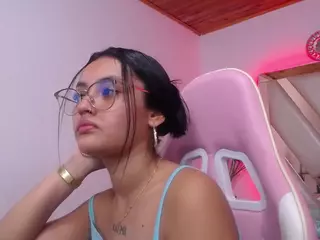 Kathe-Mills235's Live Sex Cam Show